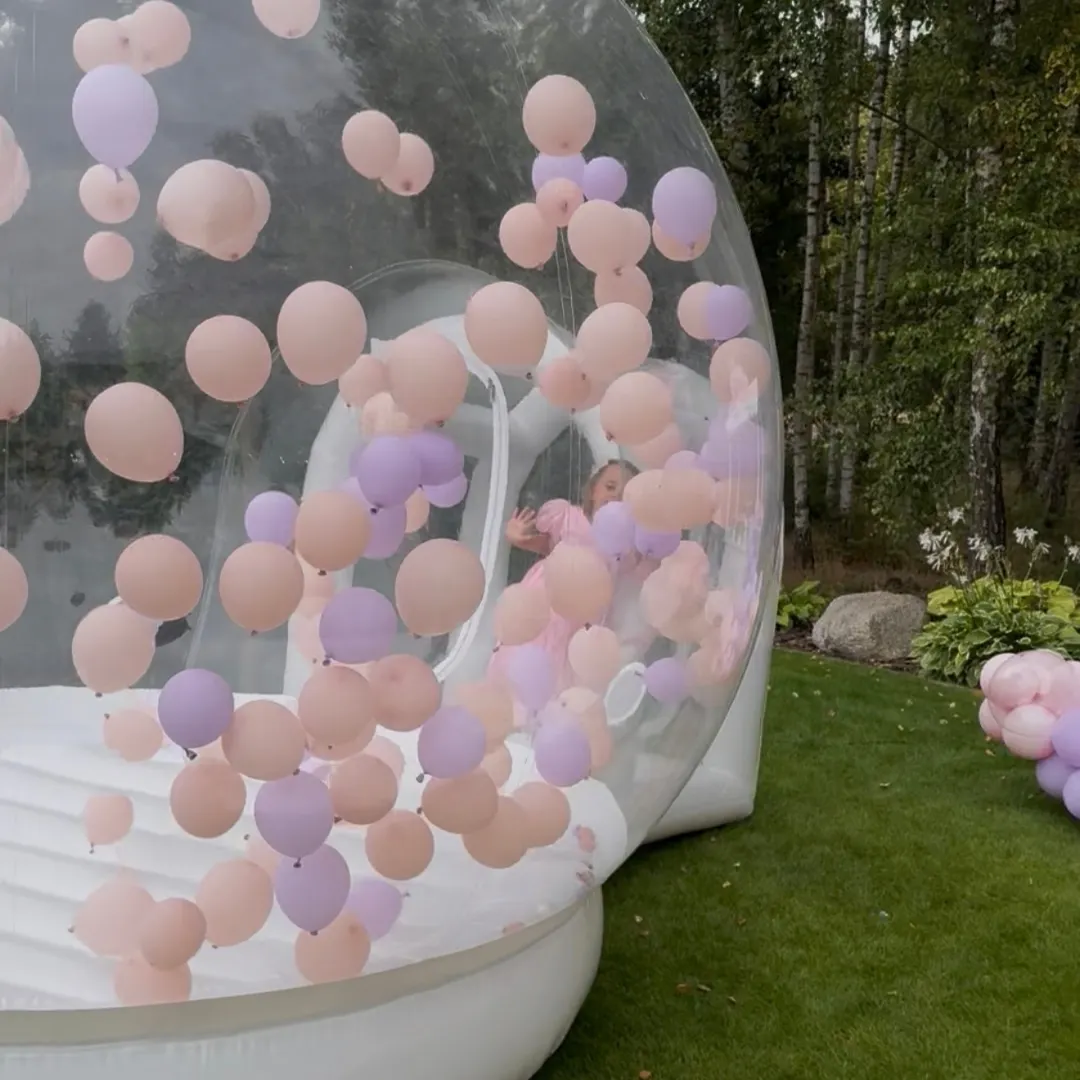 Bubble House ze skakaniem — ujęcie 1